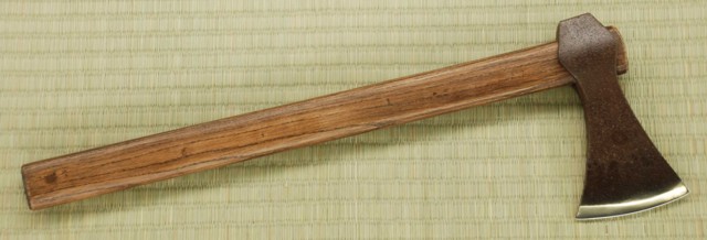 Throwing Axe